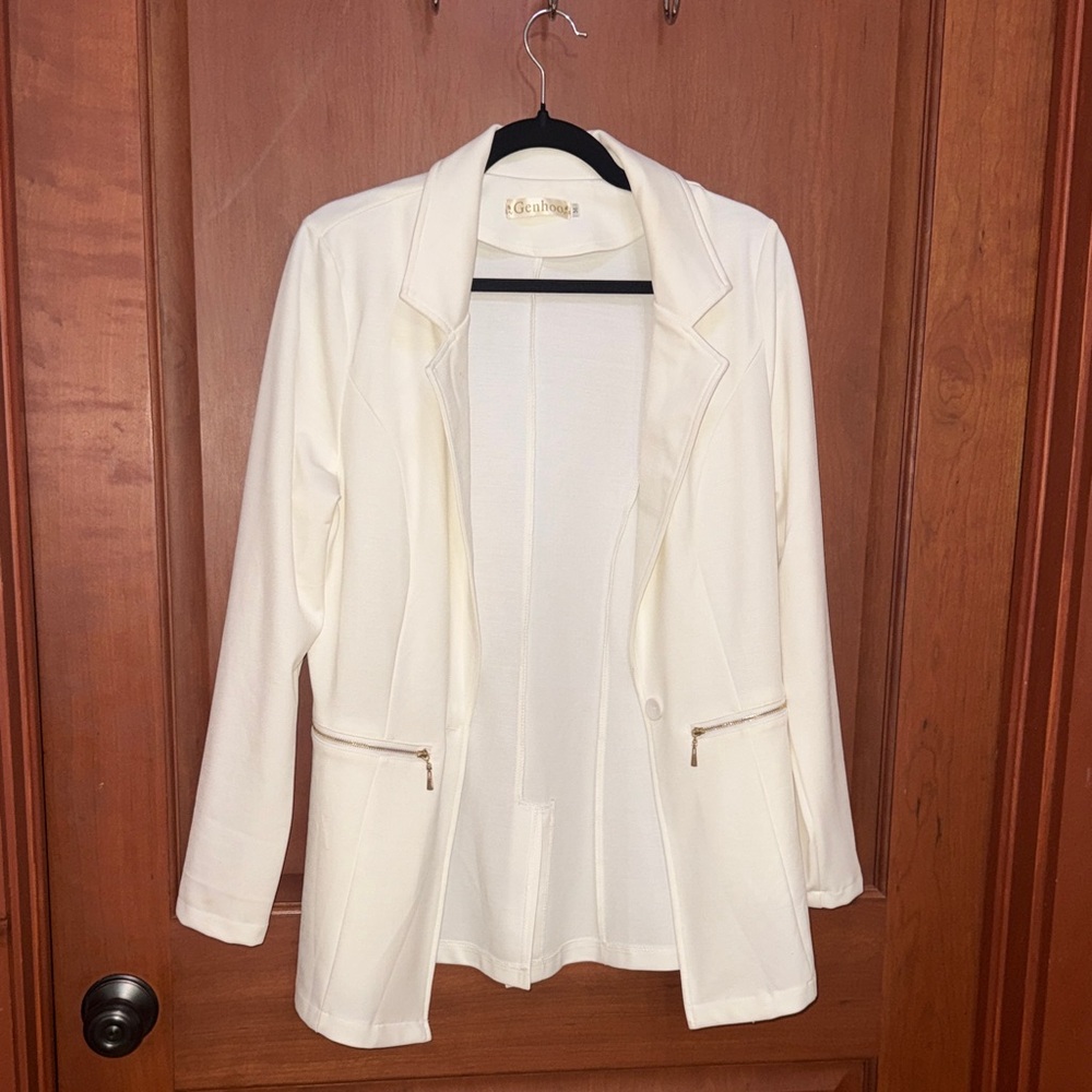 Women's Cream Open-Front Blazer with Zip Pocket Detail